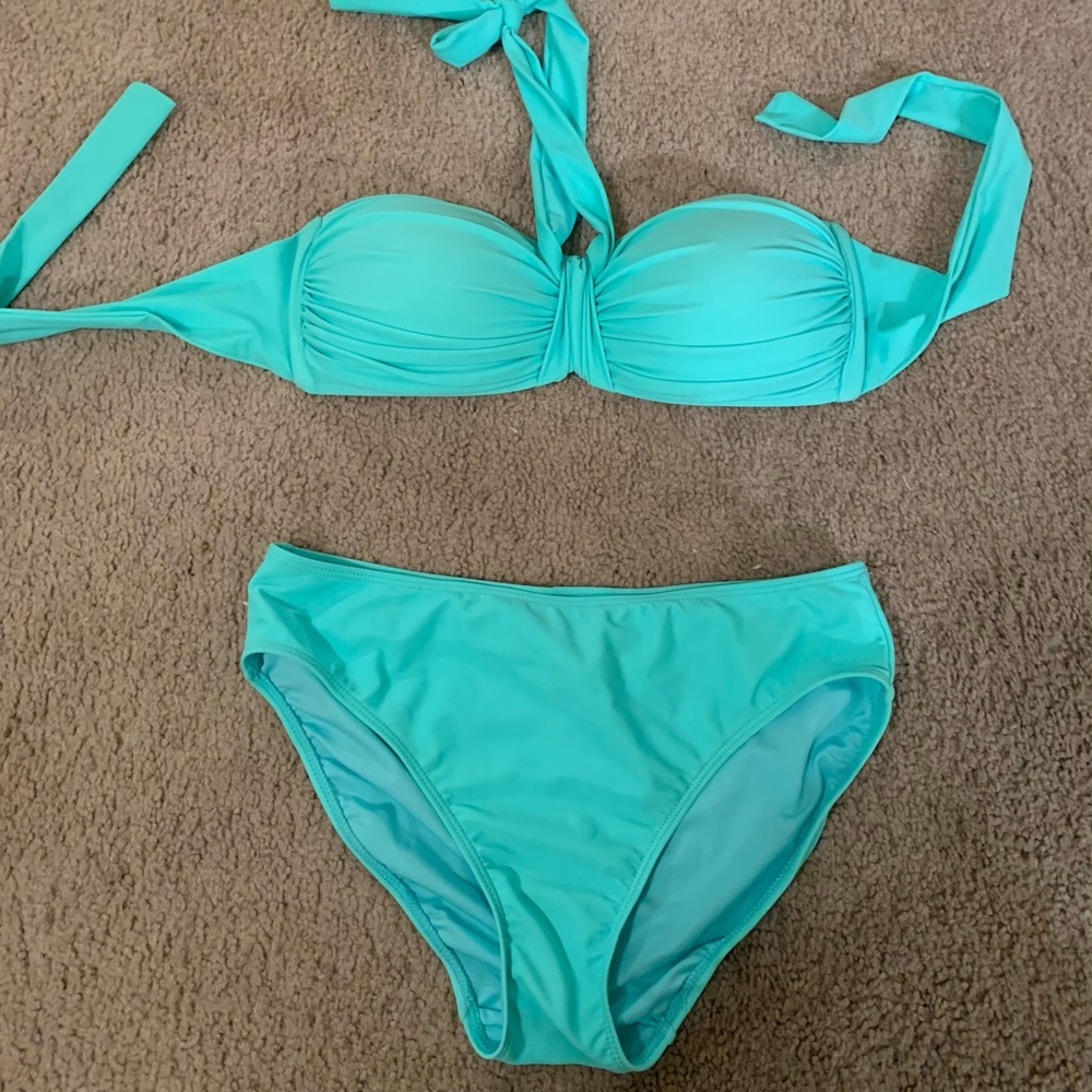 NWOT teal bikini